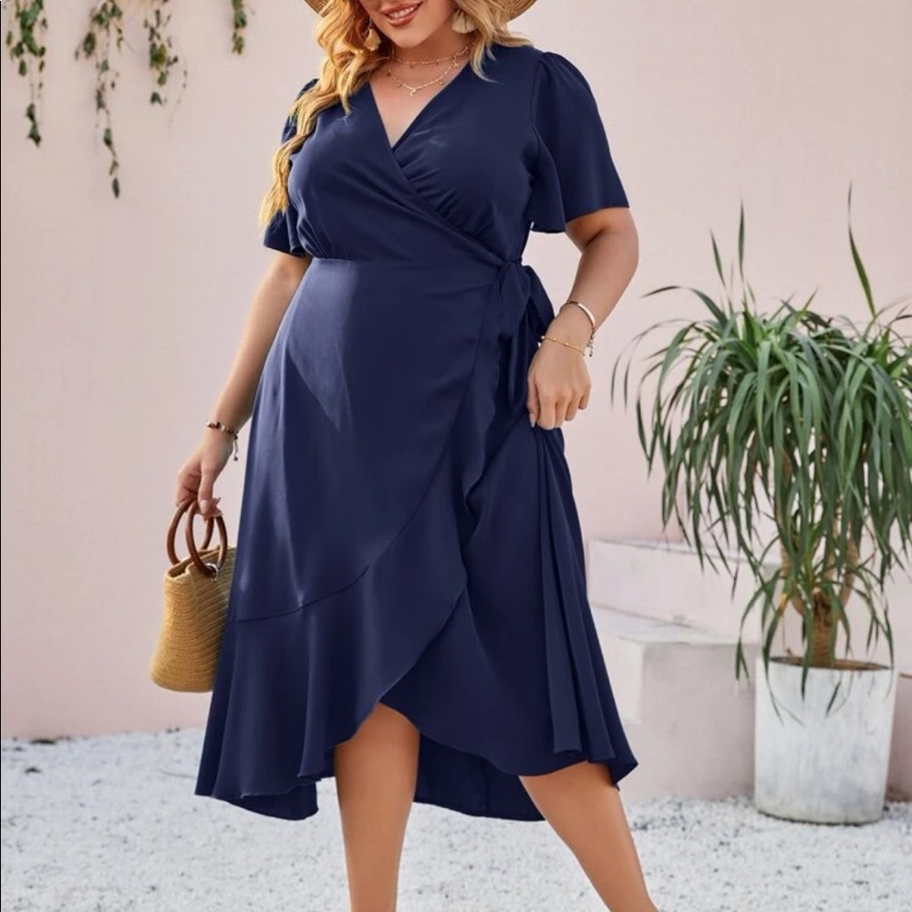 Boho plus size wrap dress - Picture 8 of 16